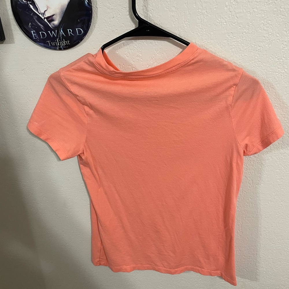 Peach top - Picture 2 of 3